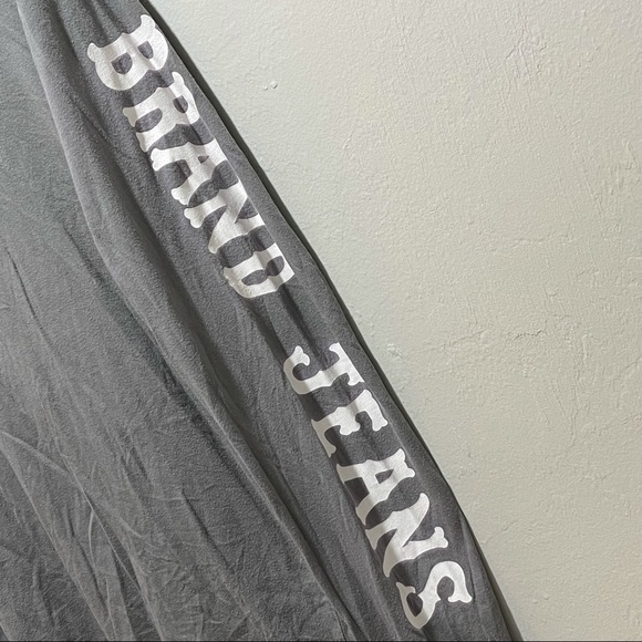 Vintage TRUE RELIGION Women’s Gray Long Sleeve Tee Spell Out Graphic USA - Picture 4 of 5